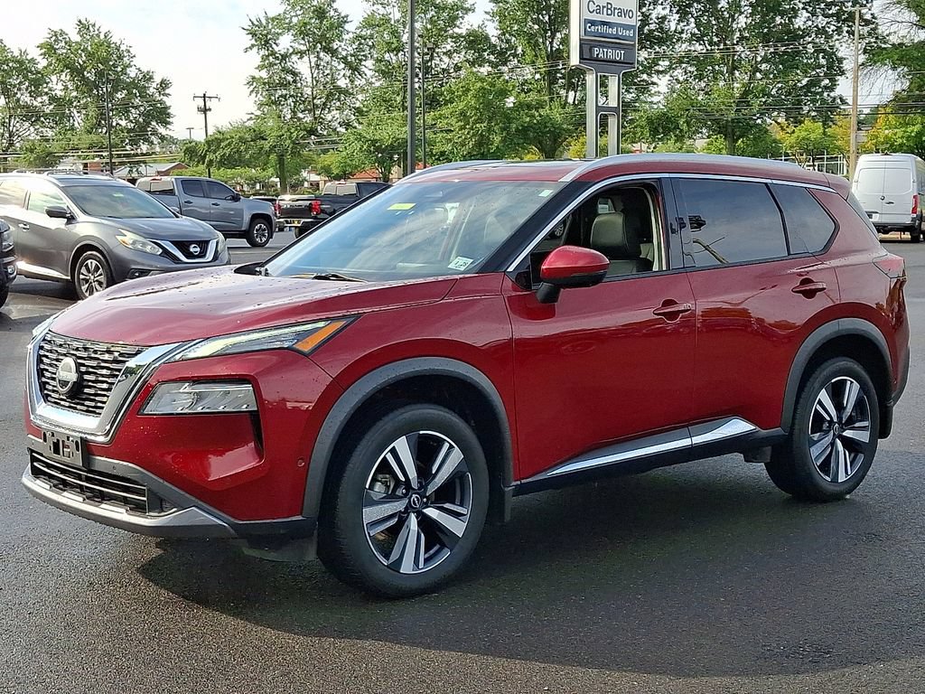 Certified 2023 Nissan Rogue SL w/ SL Premium Package AWD/4WD image 3