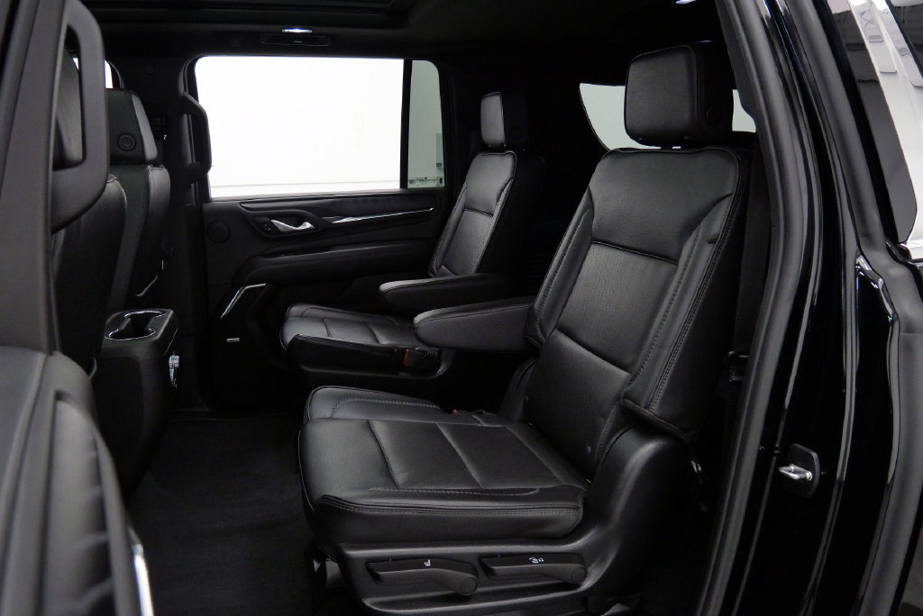 Used 2023 GMC Yukon XL Denali AWD/4WD image 19