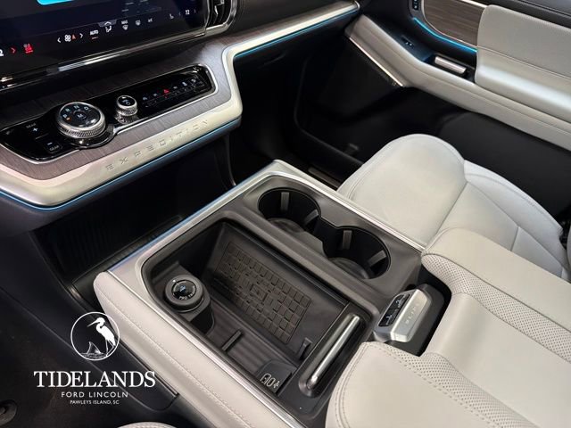 New 2025 Ford Expedition Platinum w/ Platinum Ultimate Package image 26