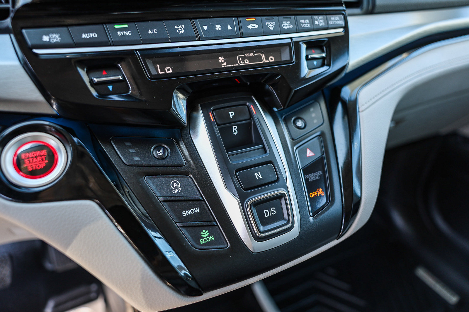 Certified 2025 Honda Odyssey Touring image 16