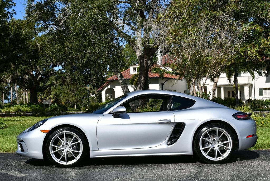 Used 2018 Porsche 718 Cayman RWD image 23