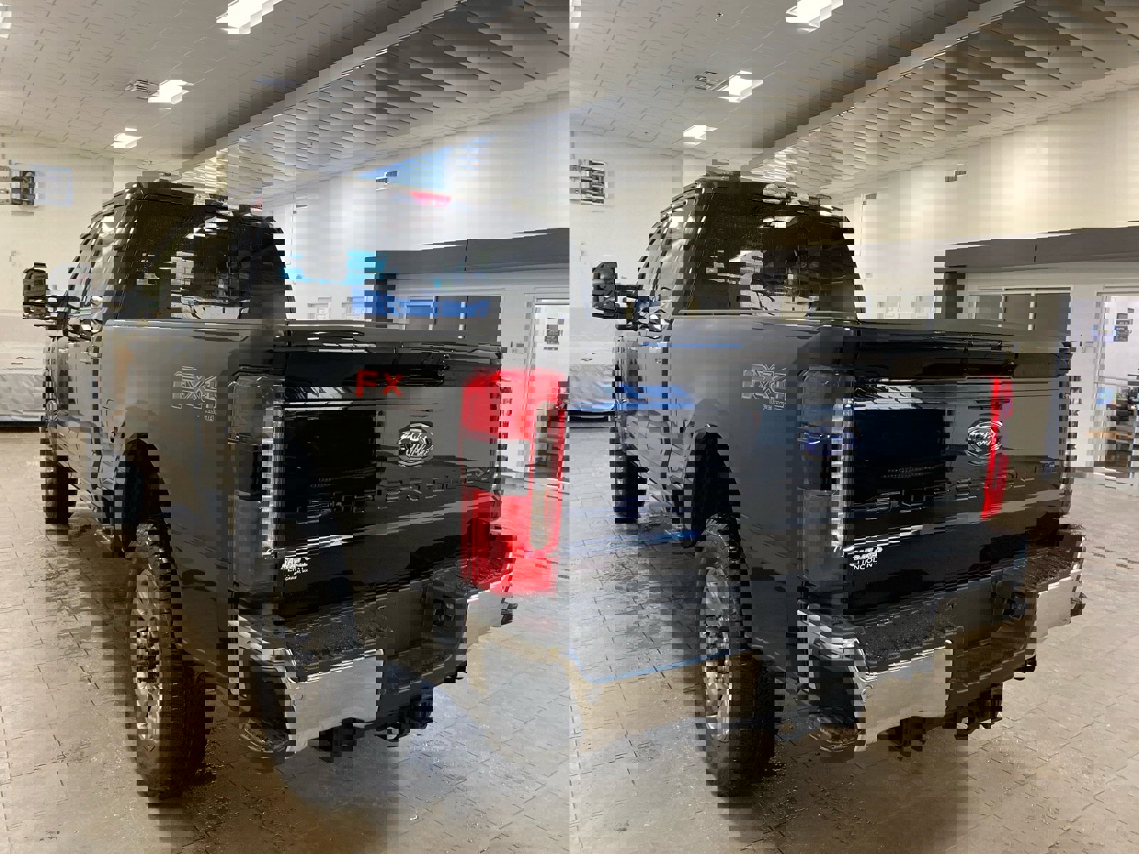 New 2026 Ford F350 Lariat w/ Lariat Ultimate Package image 5