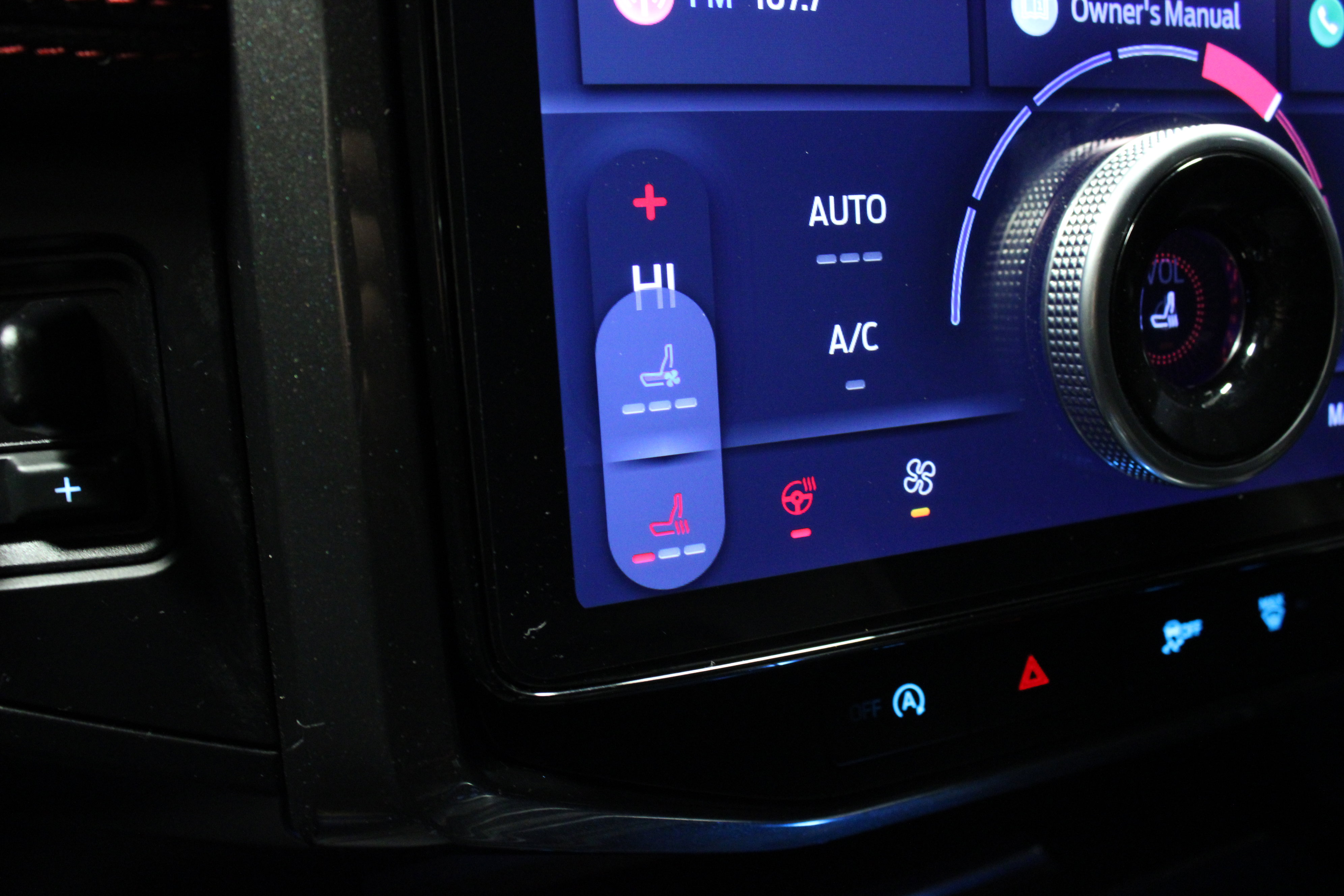 Used 2024 Ford Expedition Max Limited image 29