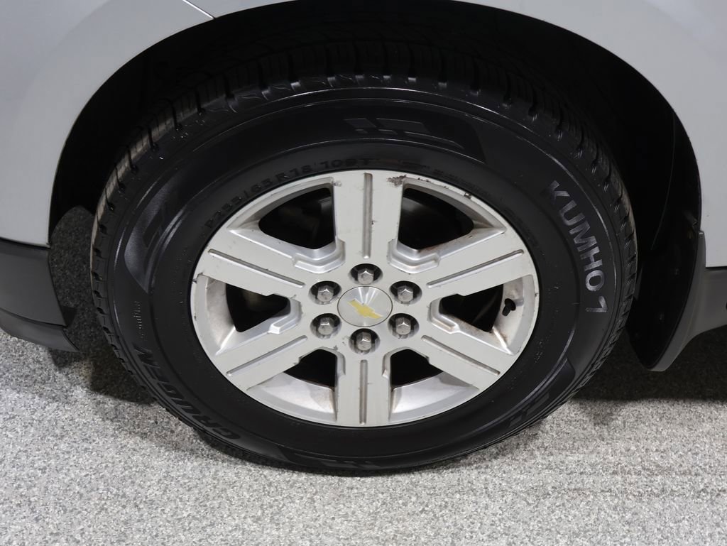 Used 2012 Chevrolet Traverse LT image 8