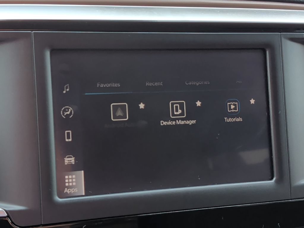 Used 2023 Chrysler Voyager LX FWD image 19