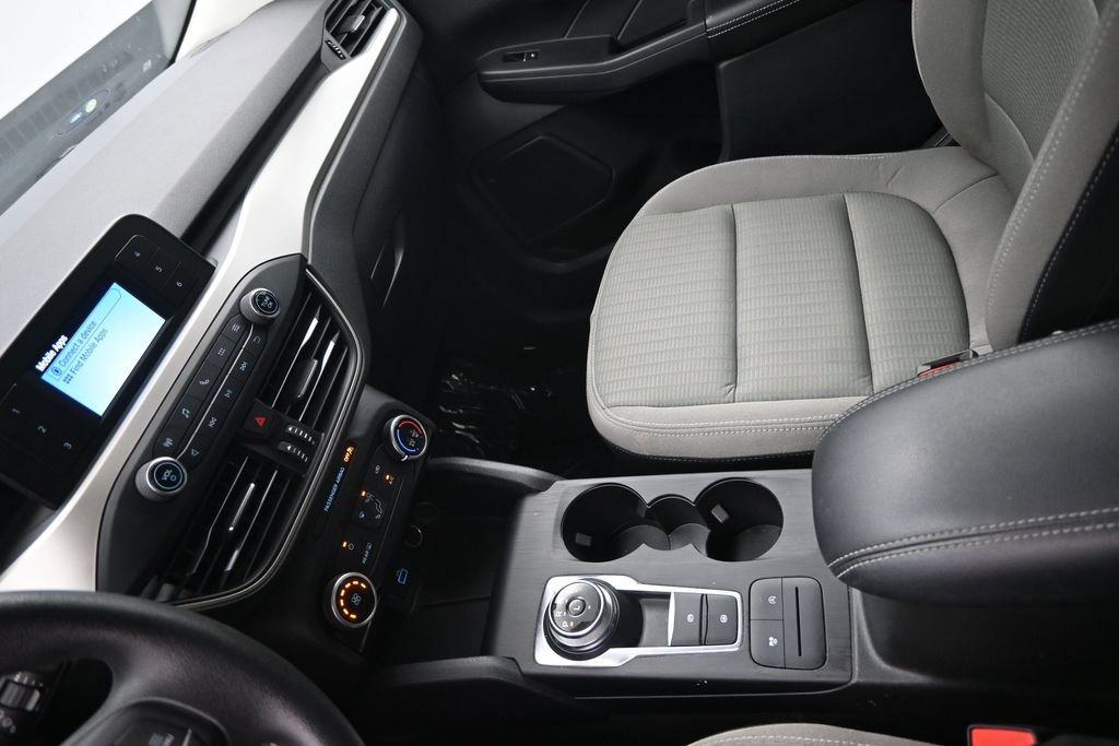 Used 2022 Ford Escape S AWD/4WD image 19