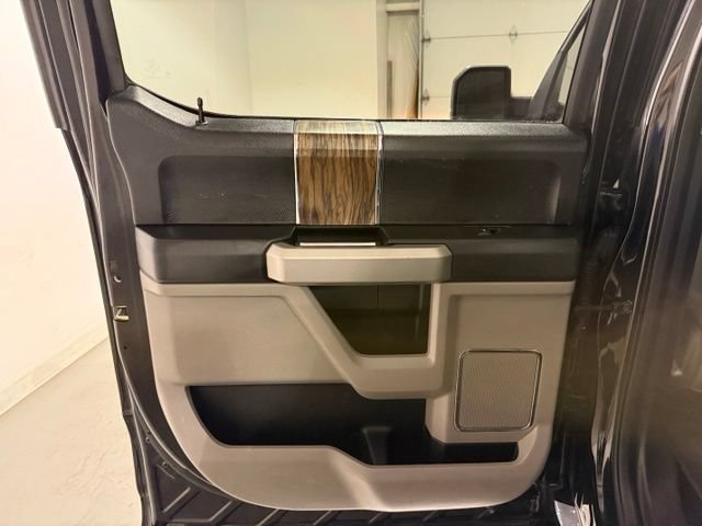 Used 2018 Ford F150 Lariat AWD/4WD image 22