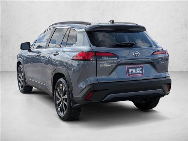 Used 2025 Toyota Corolla Cross XLE w/ Convenience Package image 8