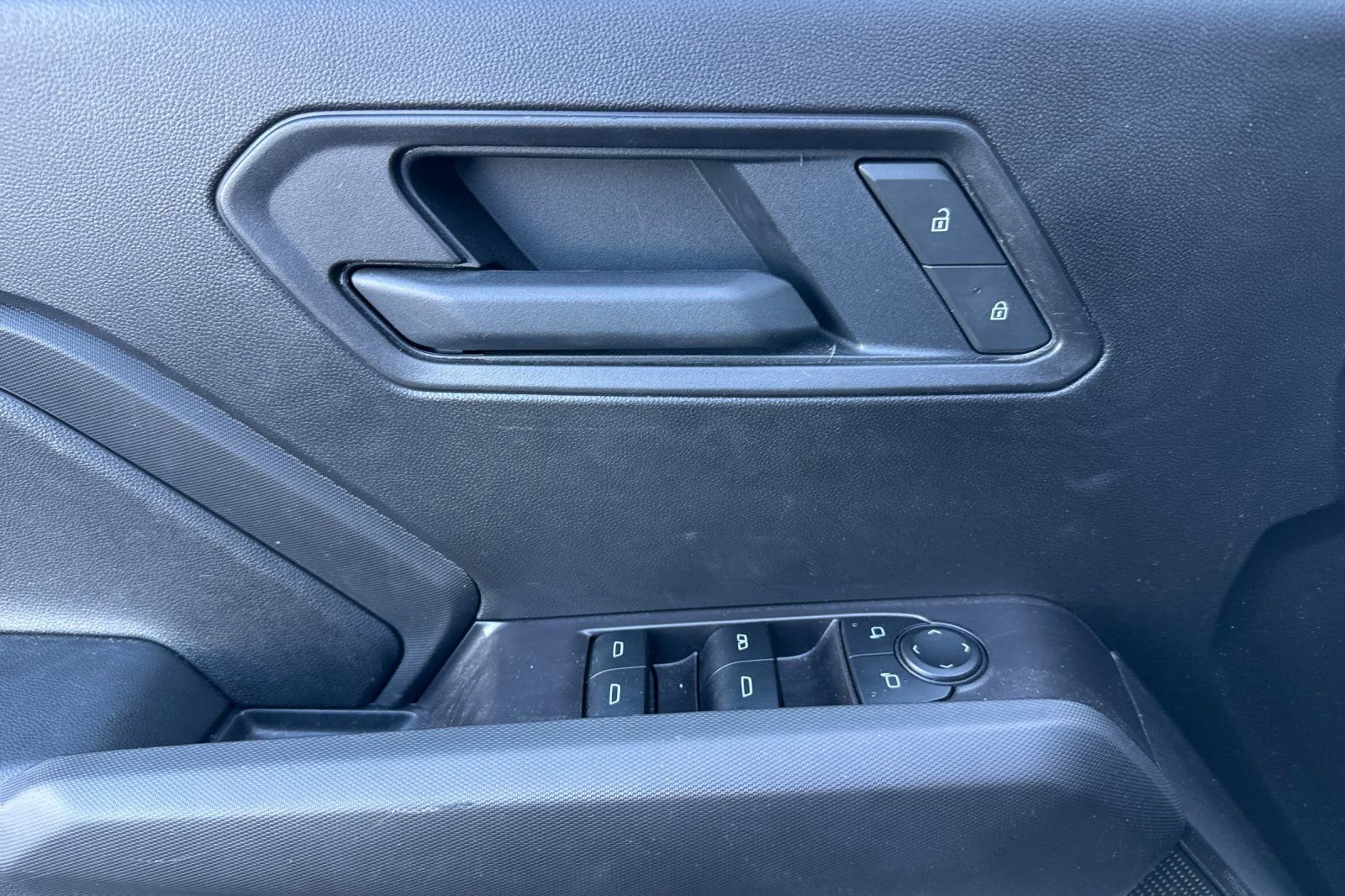 Used 2026 Chevrolet Colorado Trail Boss image 12