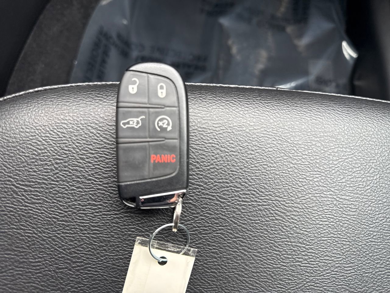 Used 2024 Jeep Compass Latitude w/ Sun and Sound Group image 27