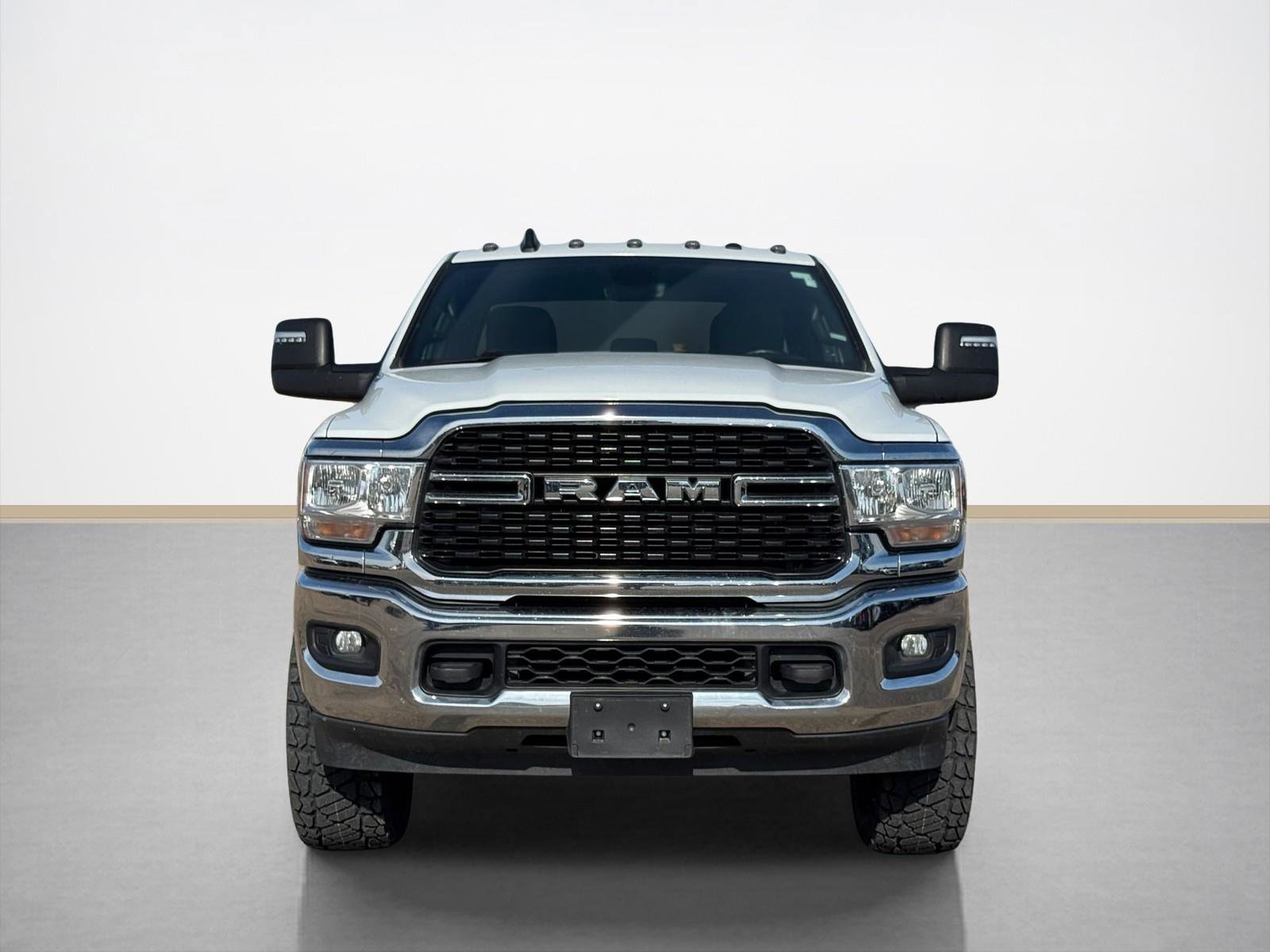 Used 2024 RAM 3500 Big Horn image 3