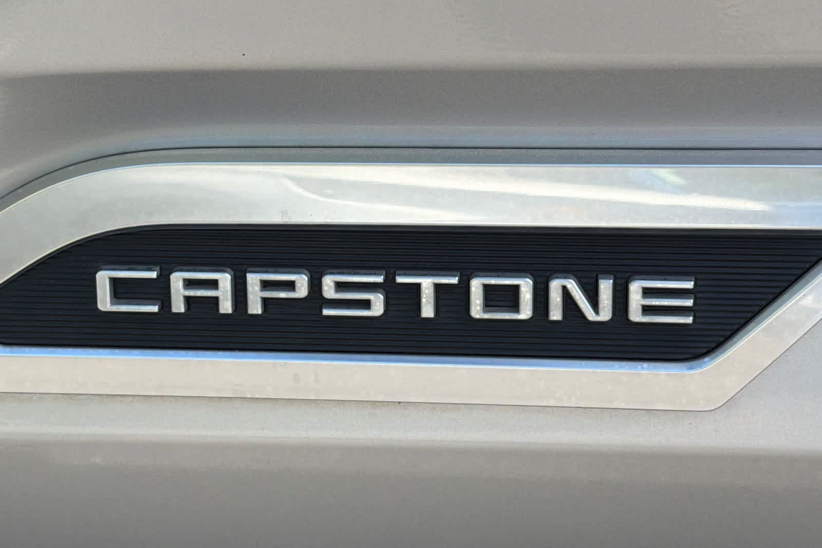 Used 2023 Toyota Sequoia Capstone AWD/4WD image 12
