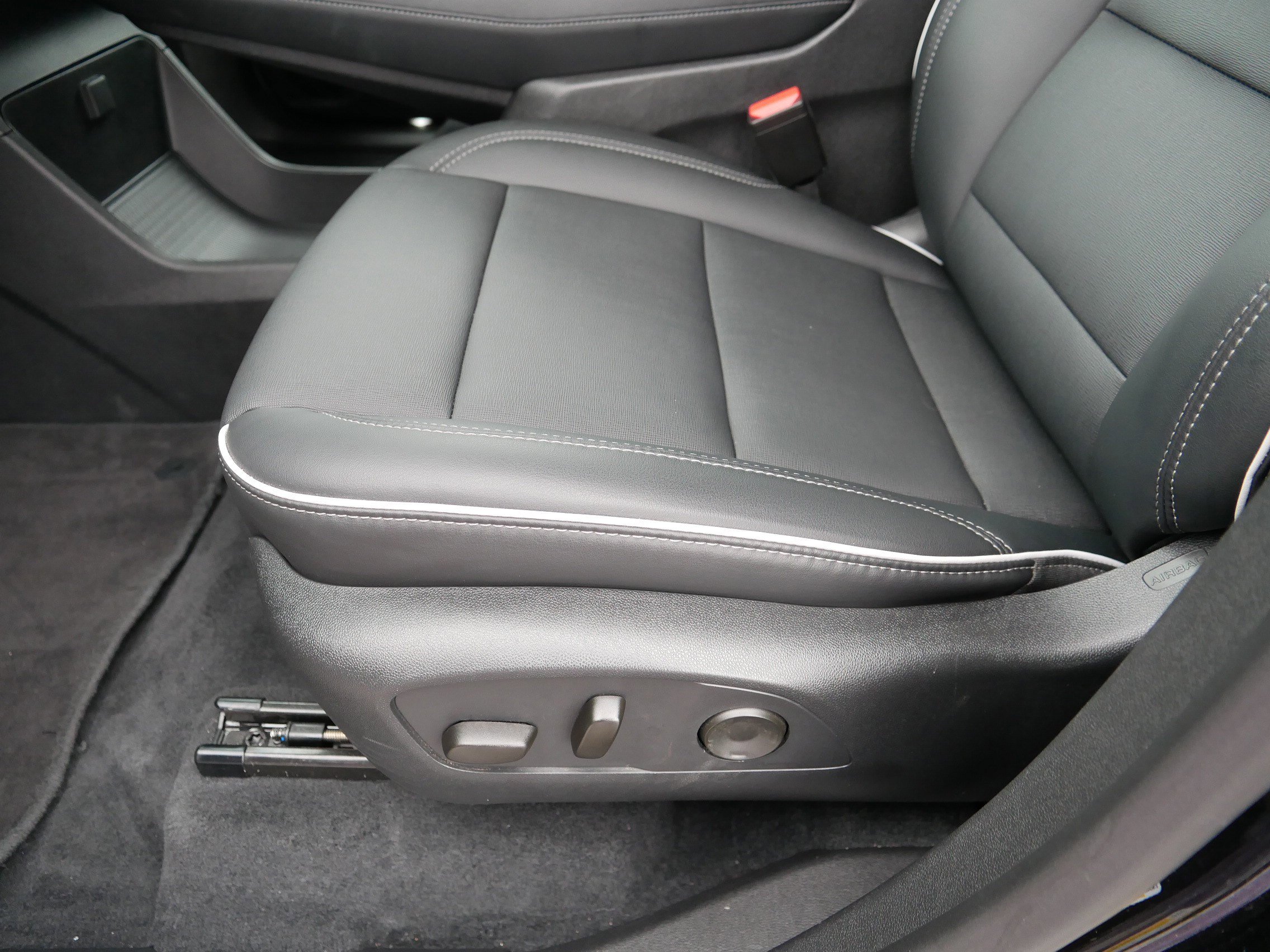 Certified 2025 Buick Enclave Preferred image 20