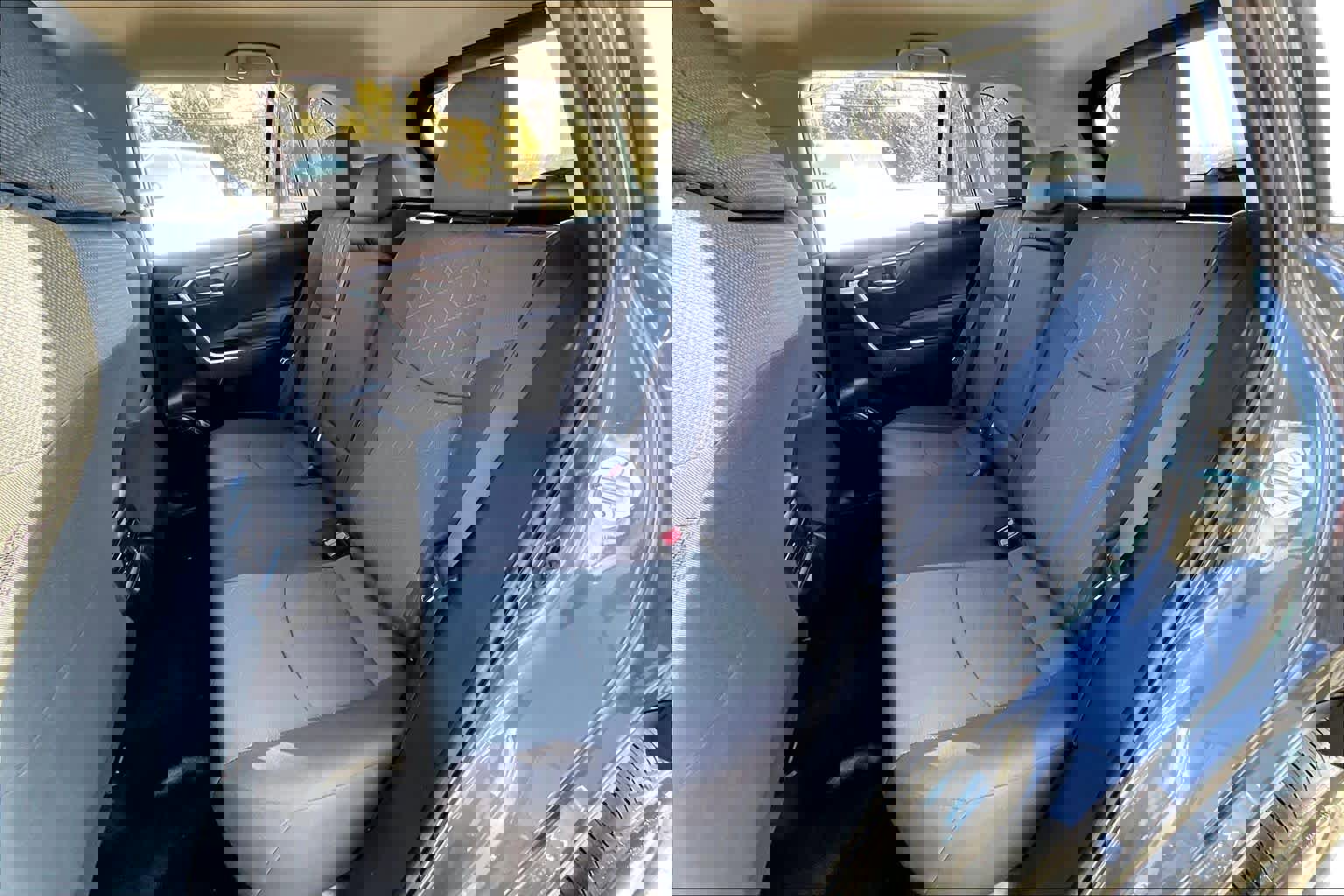 Used 2023 Toyota RAV4 XLE image 19