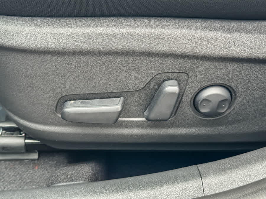 Certified 2023 Hyundai Kona SEL AWD/4WD image 21