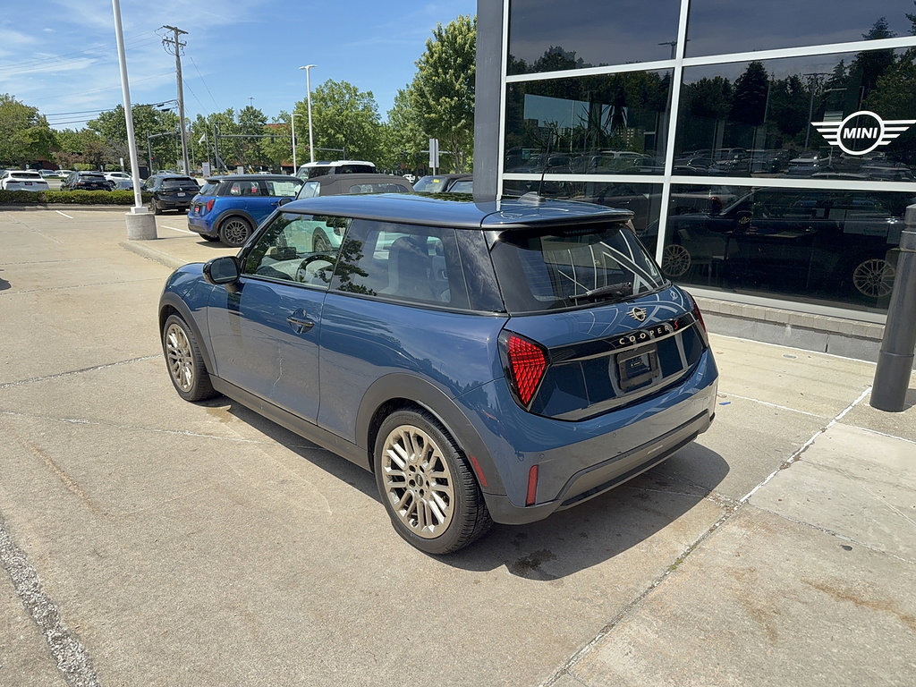 Certified 2025 MINI Cooper S FWD image 3