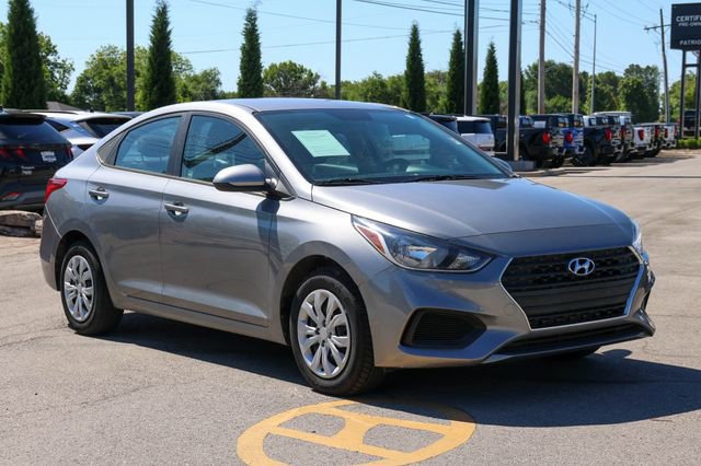 Used 2021 Hyundai Accent SE FWD image 1