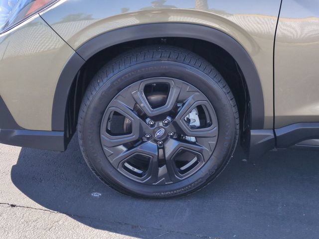 Used 2023 Subaru Ascent Onyx Edition AWD/4WD image 11