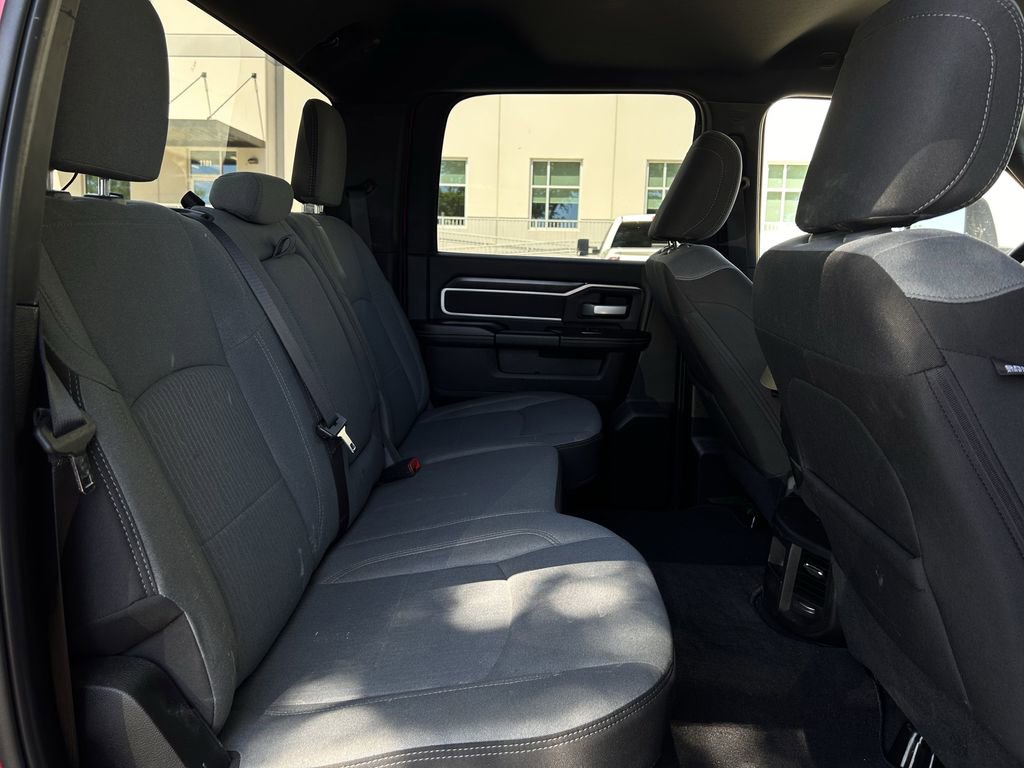 Used 2024 RAM 3500 Big Horn image 32