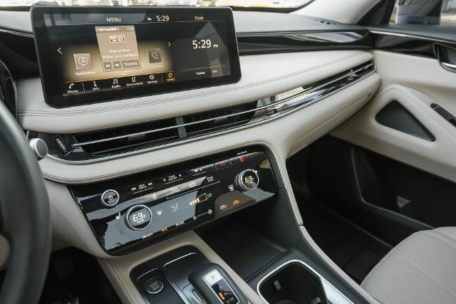 Certified 2024 INFINITI QX60 Pure image 11