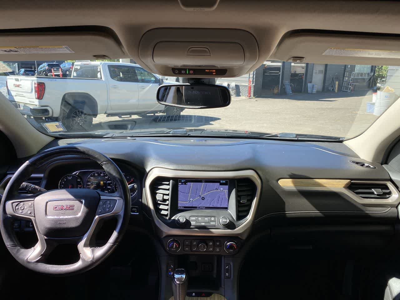 Used 2019 GMC Acadia Denali w/ Technology Package AWD/4WD image 13