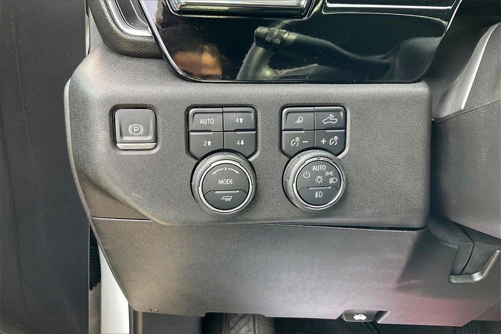 Used 2024 Chevrolet Silverado 2500 LTZ image 23