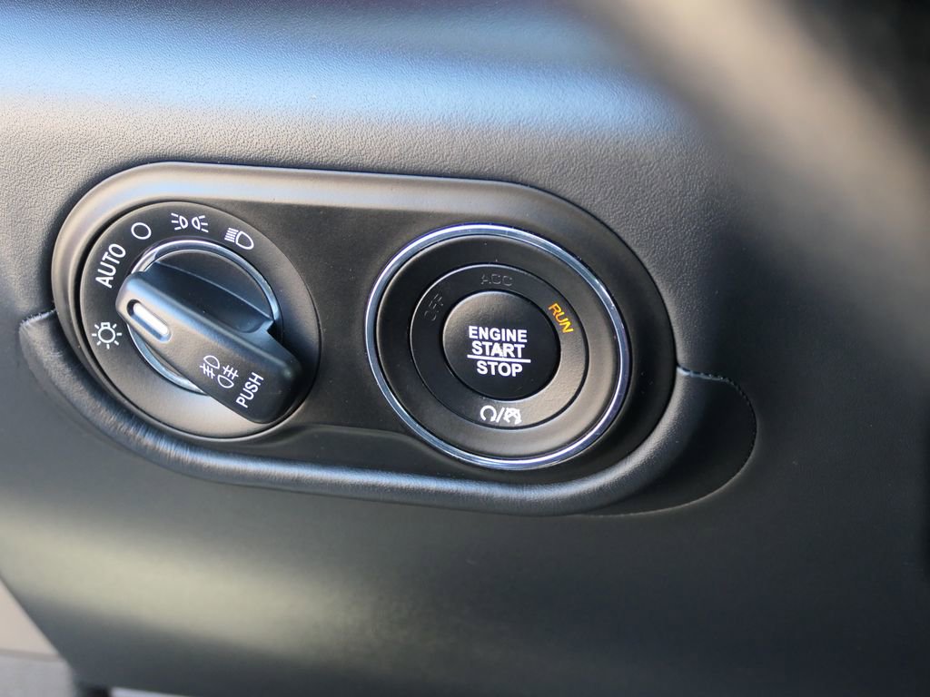 Used 2022 Maserati Levante GT image 16