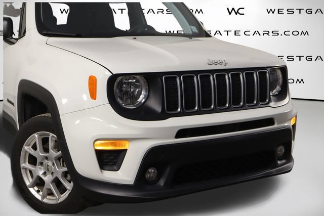 Used 2023 Jeep Renegade Latitude w/ Sun & Fun Group AWD/4WD image 48