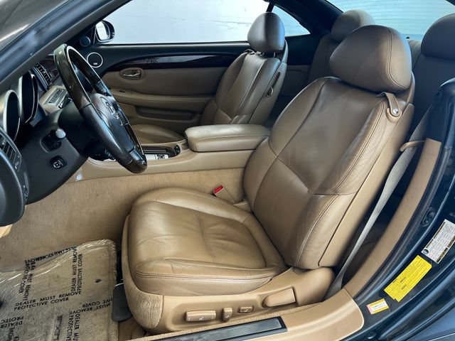 Used 2006 Lexus SC 430 Convertible w/ Preferred Accessory Pkg RWD image 31