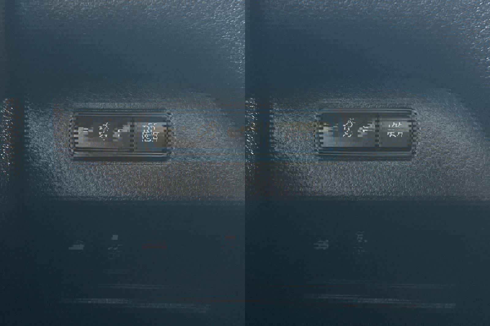 Used 2018 Nissan Altima 2.5 SR w/ SR Midnight Edition image 31