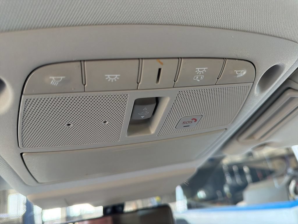 Used 2020 Nissan Armada Platinum w/ Captain's Chairs Package RWD image 23