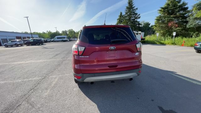 Used 2018 Ford Escape SE w/ SE Sync 3 Package AWD/4WD image 8
