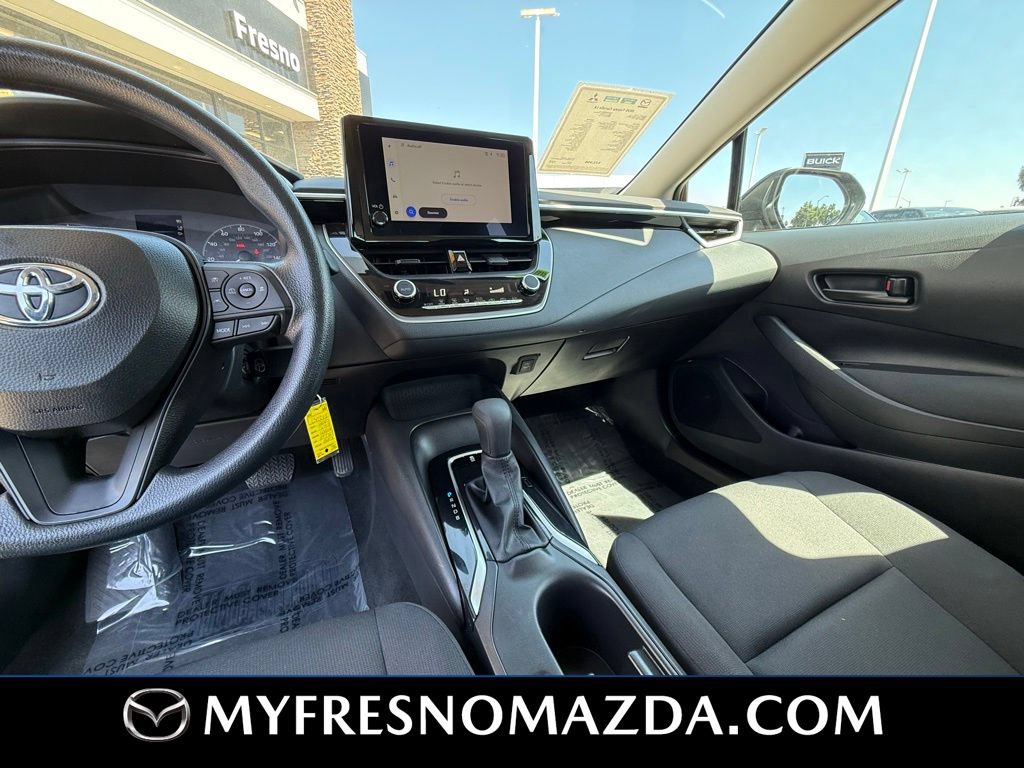 Used 2025 Toyota Corolla LE FWD image 25