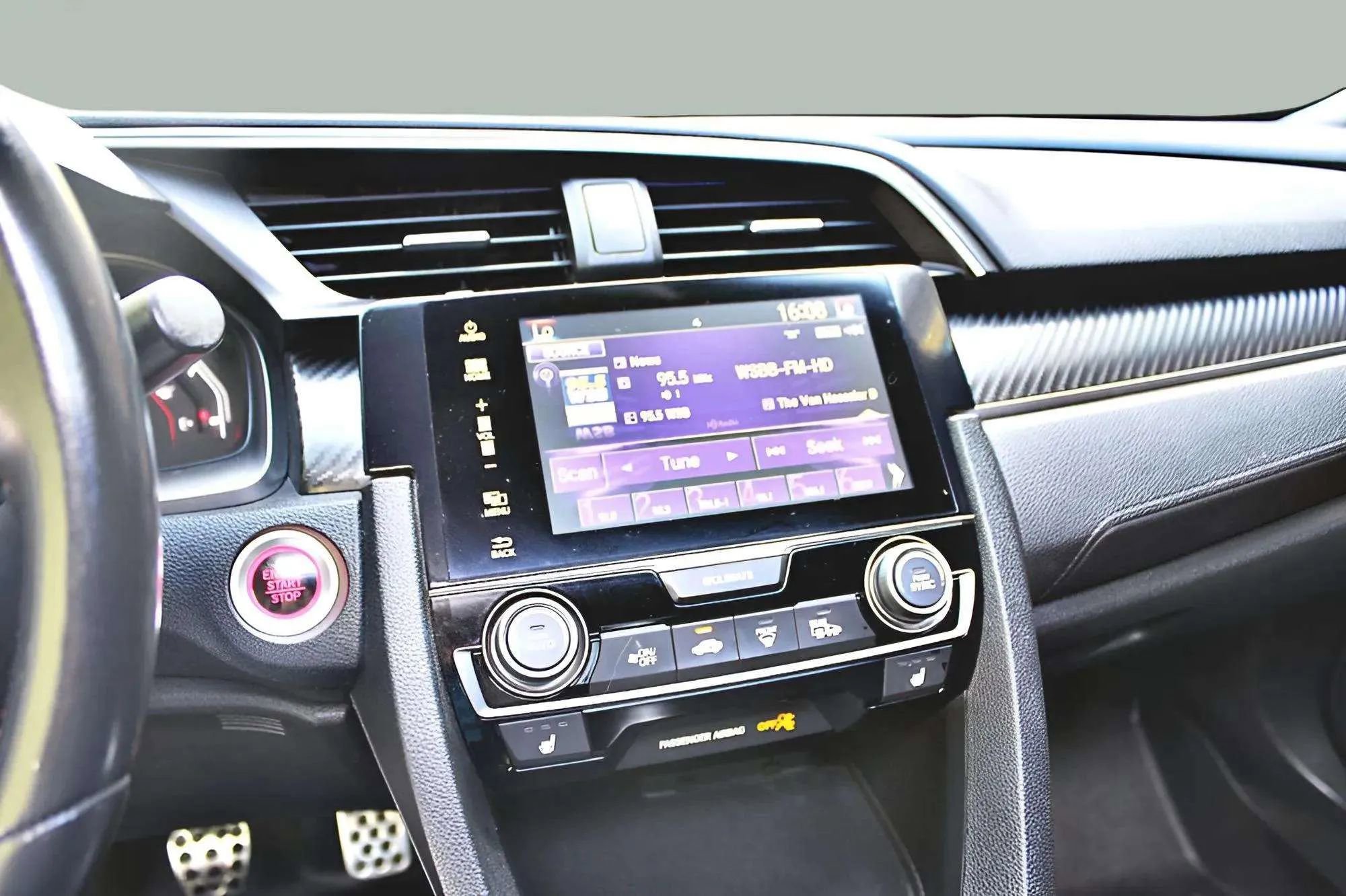 Used 2017 Honda Civic Si image 14