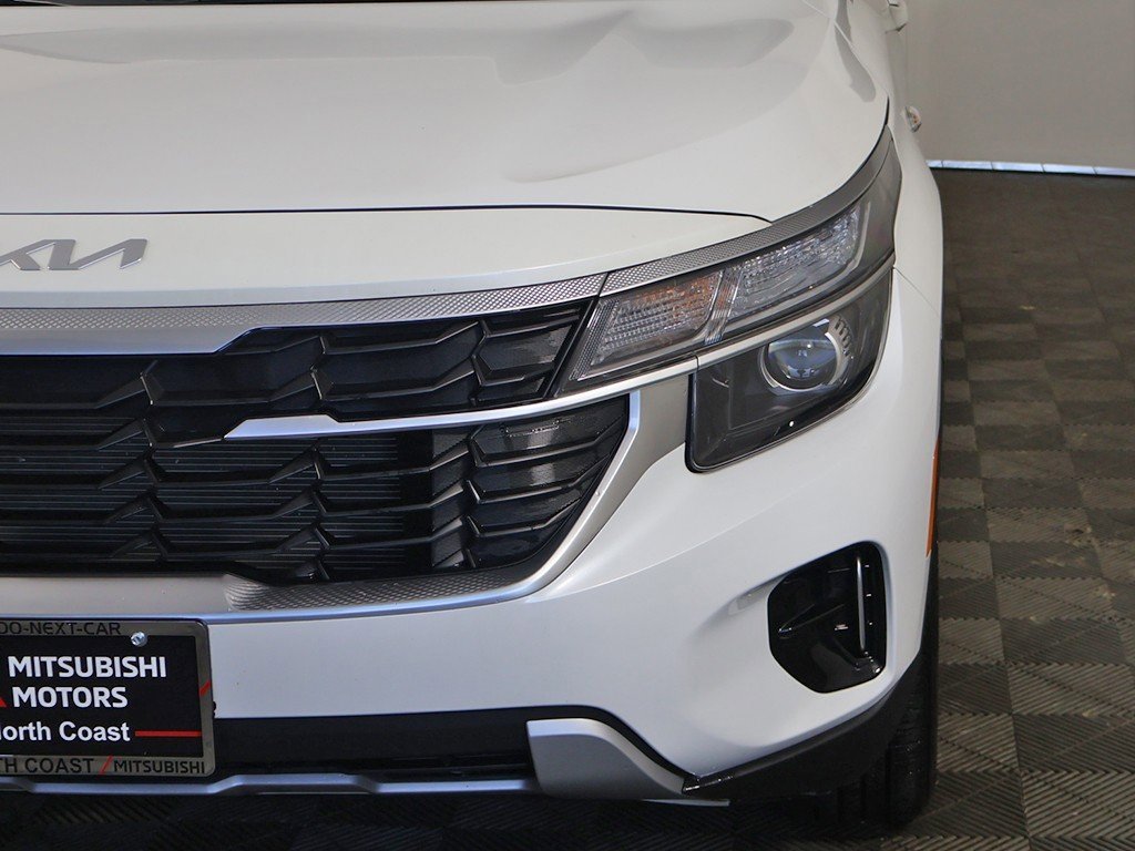 Used 2024 Kia Seltos LX image 11