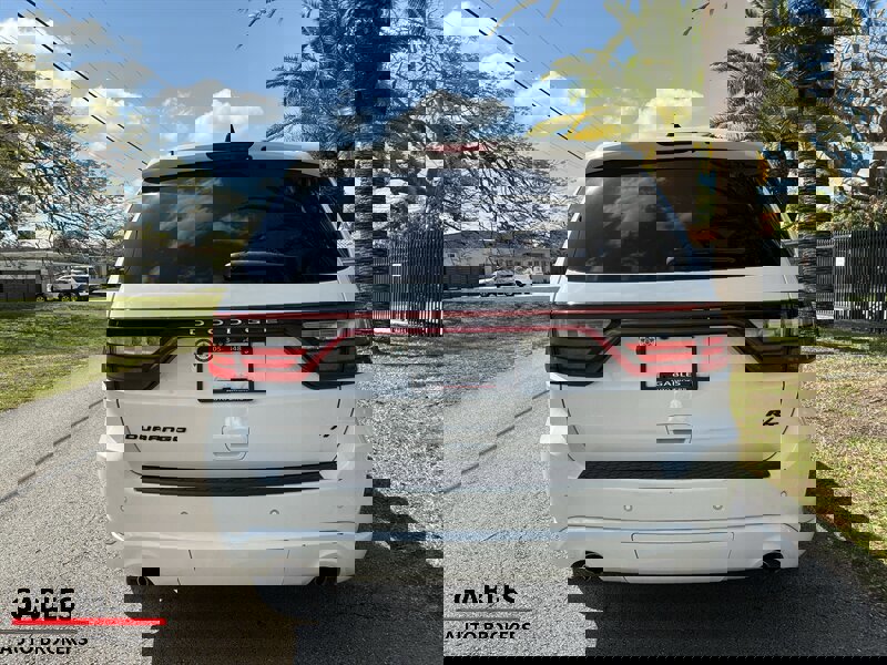 Used 2018 Dodge Durango R/T w/ Technology Group RWD image 12