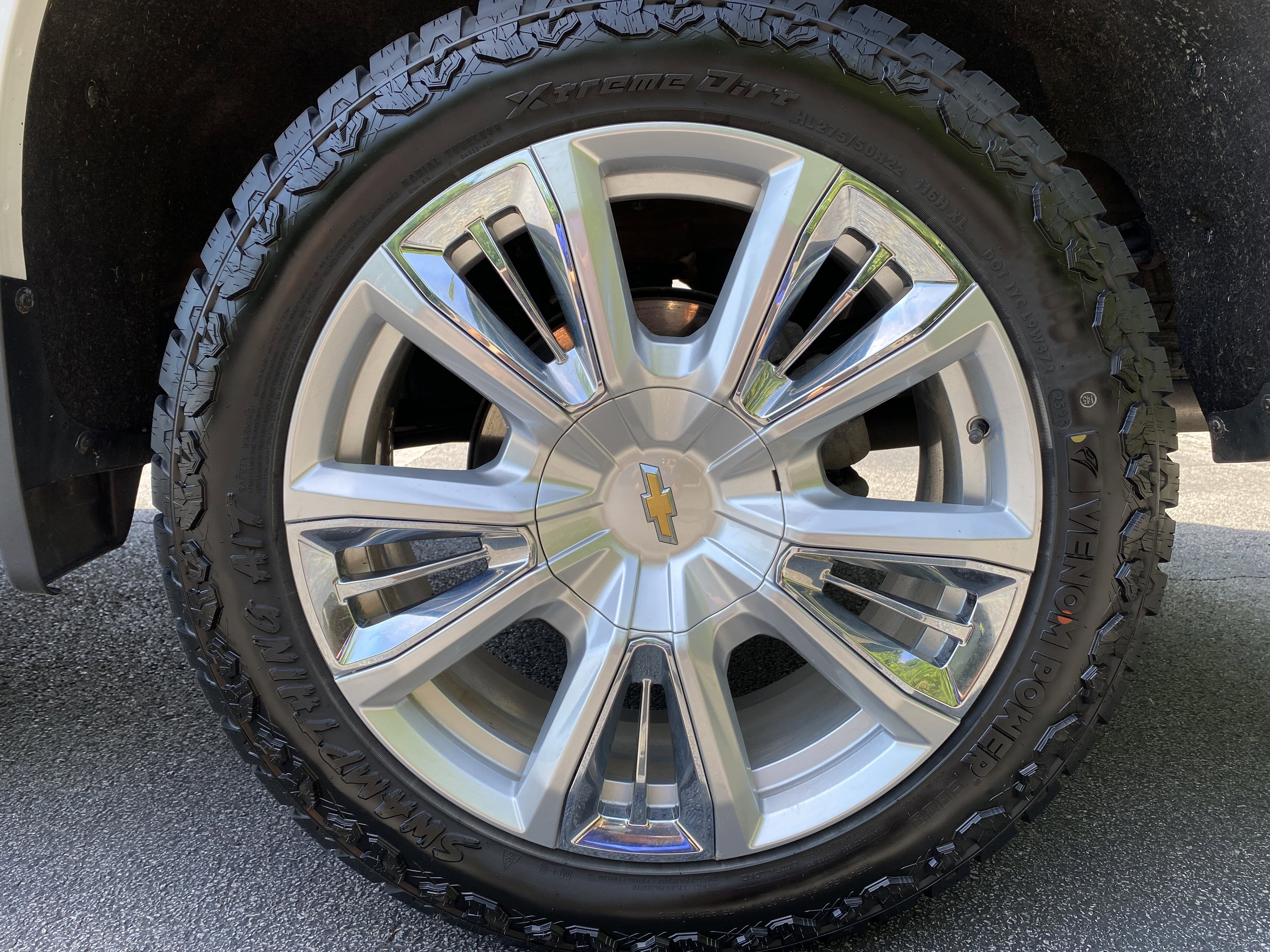 Used 2022 Chevrolet Silverado 1500 High Country w/ High Country Premium Package AWD/4WD image 47