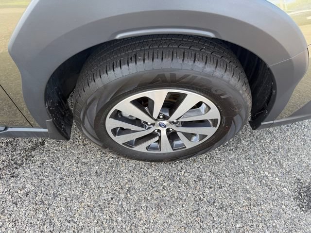 Certified 2025 Subaru Outback Premium AWD/4WD image 19