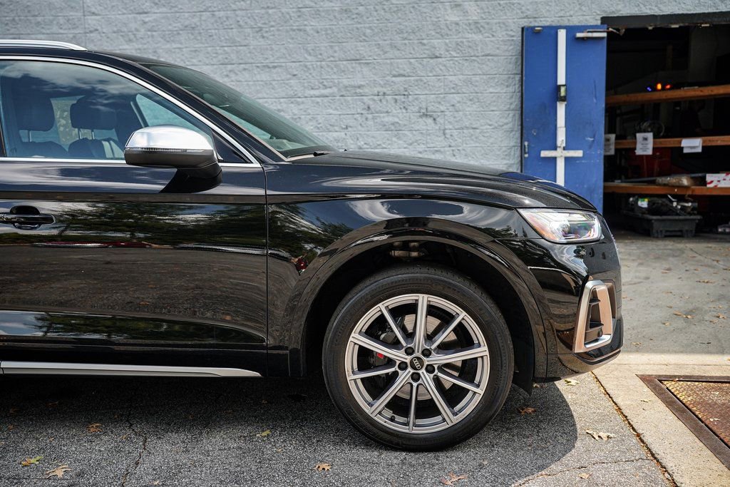 Used 2023 Audi SQ5 Premium w/ Convenience Package image 16