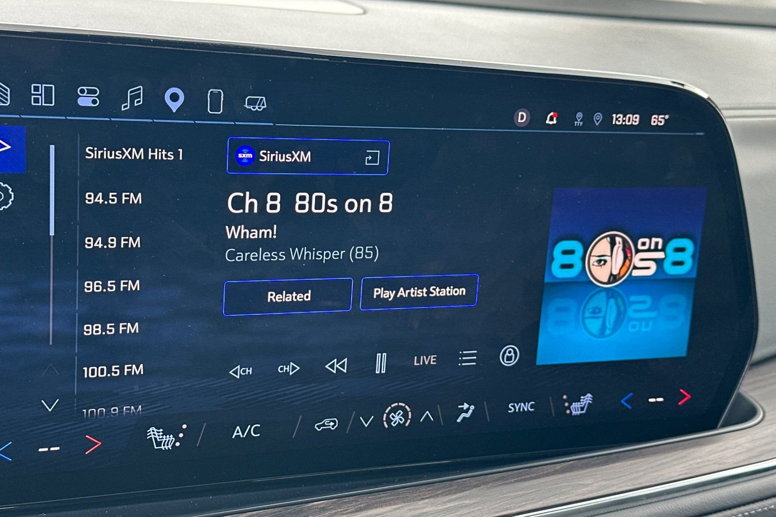 Used 2025 Chevrolet Tahoe LT AWD/4WD image 19