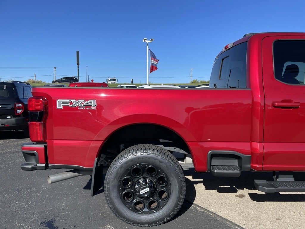 Used 2024 Ford F250 XLT w/ Black Appearance Package image 32