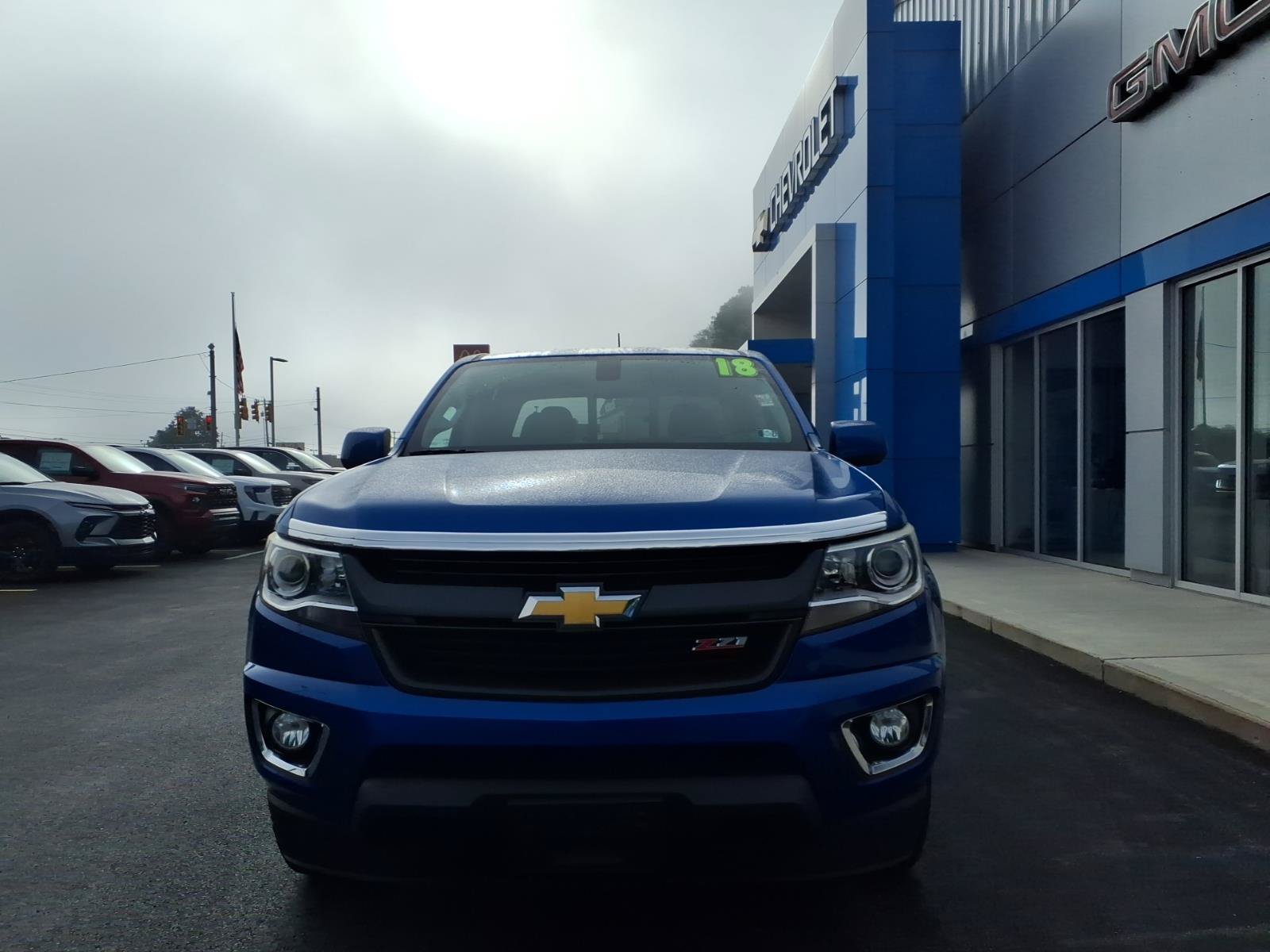 Used 2018 Chevrolet Colorado Z71 AWD/4WD image 2