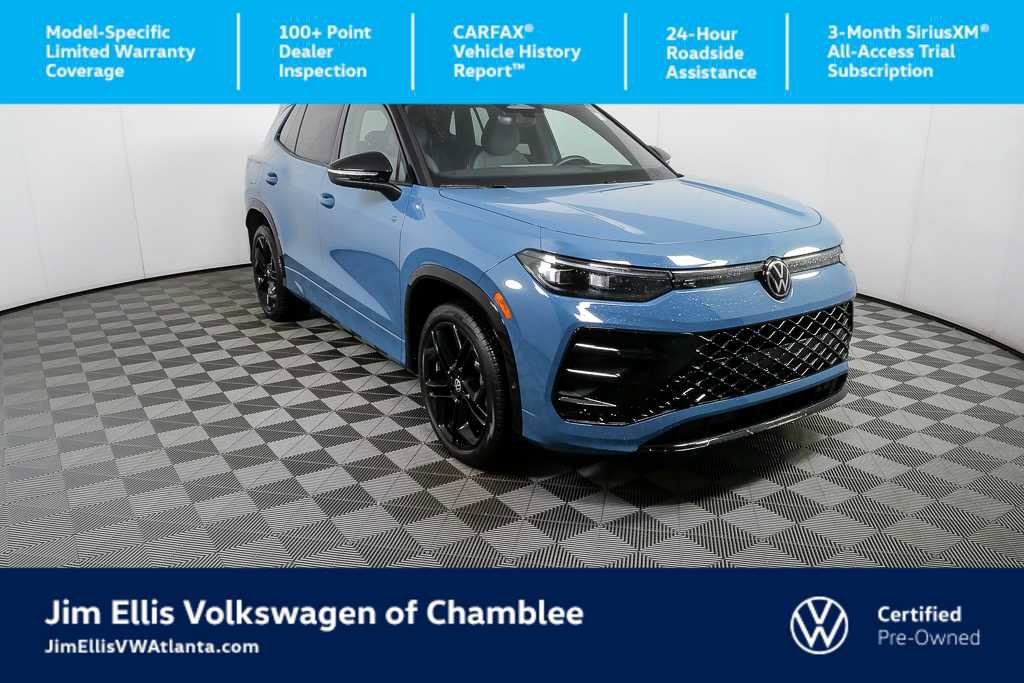 Certified 2025 Volkswagen Tiguan SE R-Line