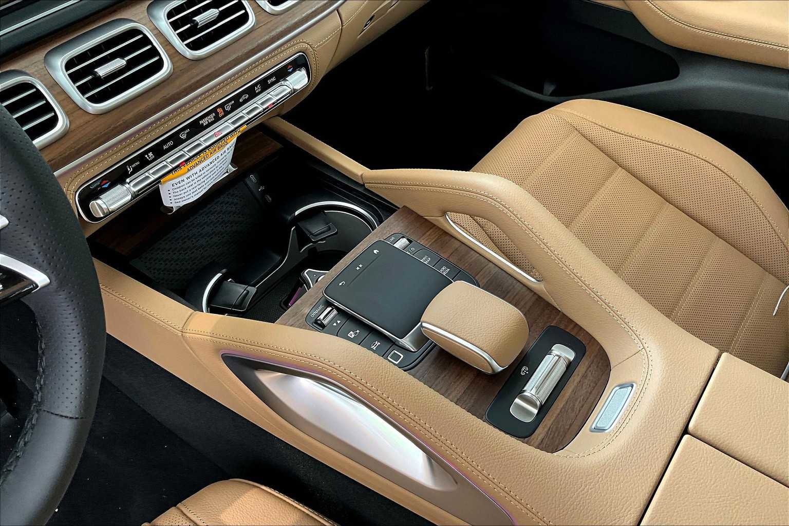 New 2026 Mercedes-Benz GLS 450 4MATIC image 11