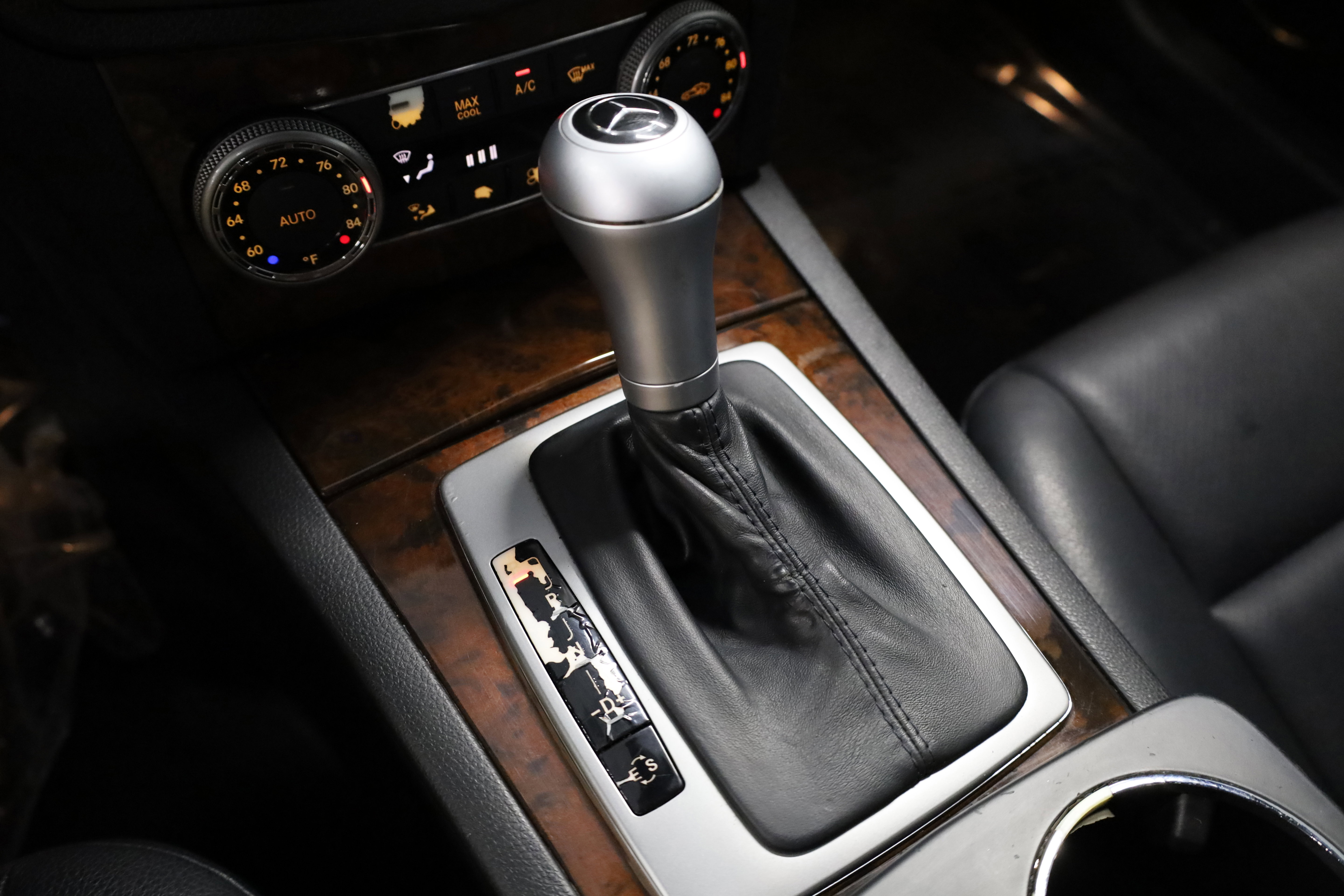 Used 2011 Mercedes-Benz C 300 4MATIC Sedan image 27