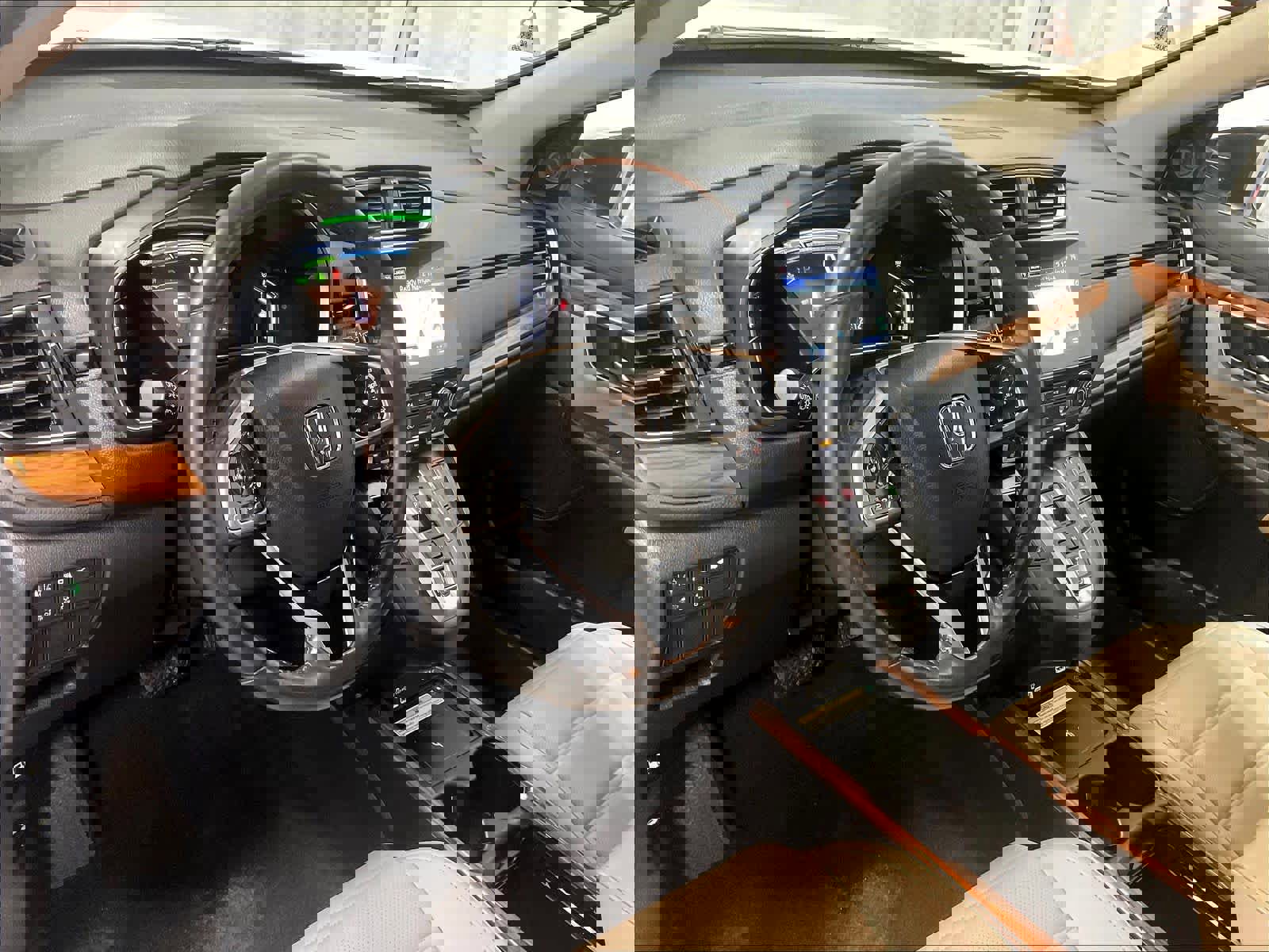 Used 2022 Honda CR-V Touring image 8