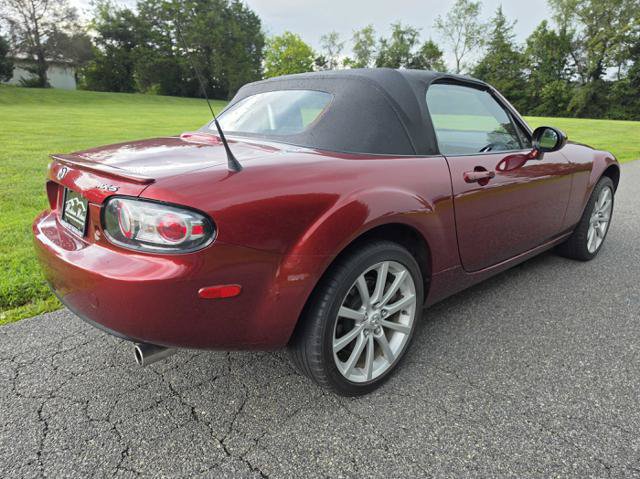 Used 2008 MAZDA MX-5 Miata Touring RWD image 6