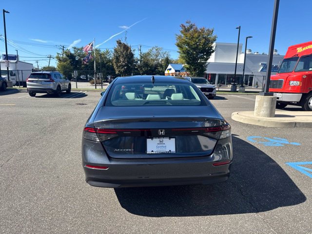 Used 2023 Honda Accord EX image 7