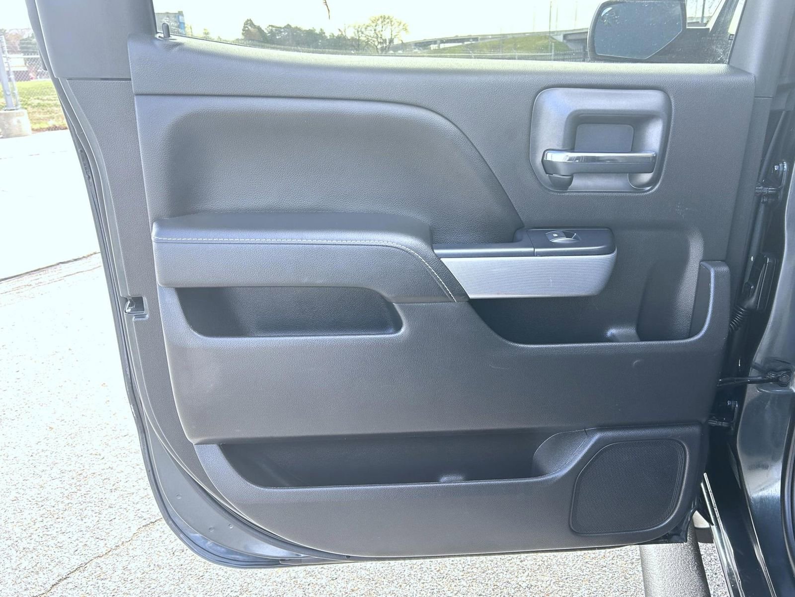 Certified 2018 Chevrolet Silverado 1500 LT w/ All Star Edition image 17