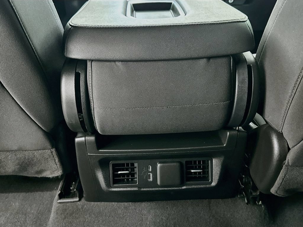 Certified 2025 Chevrolet Silverado 1500 LT RWD image 26